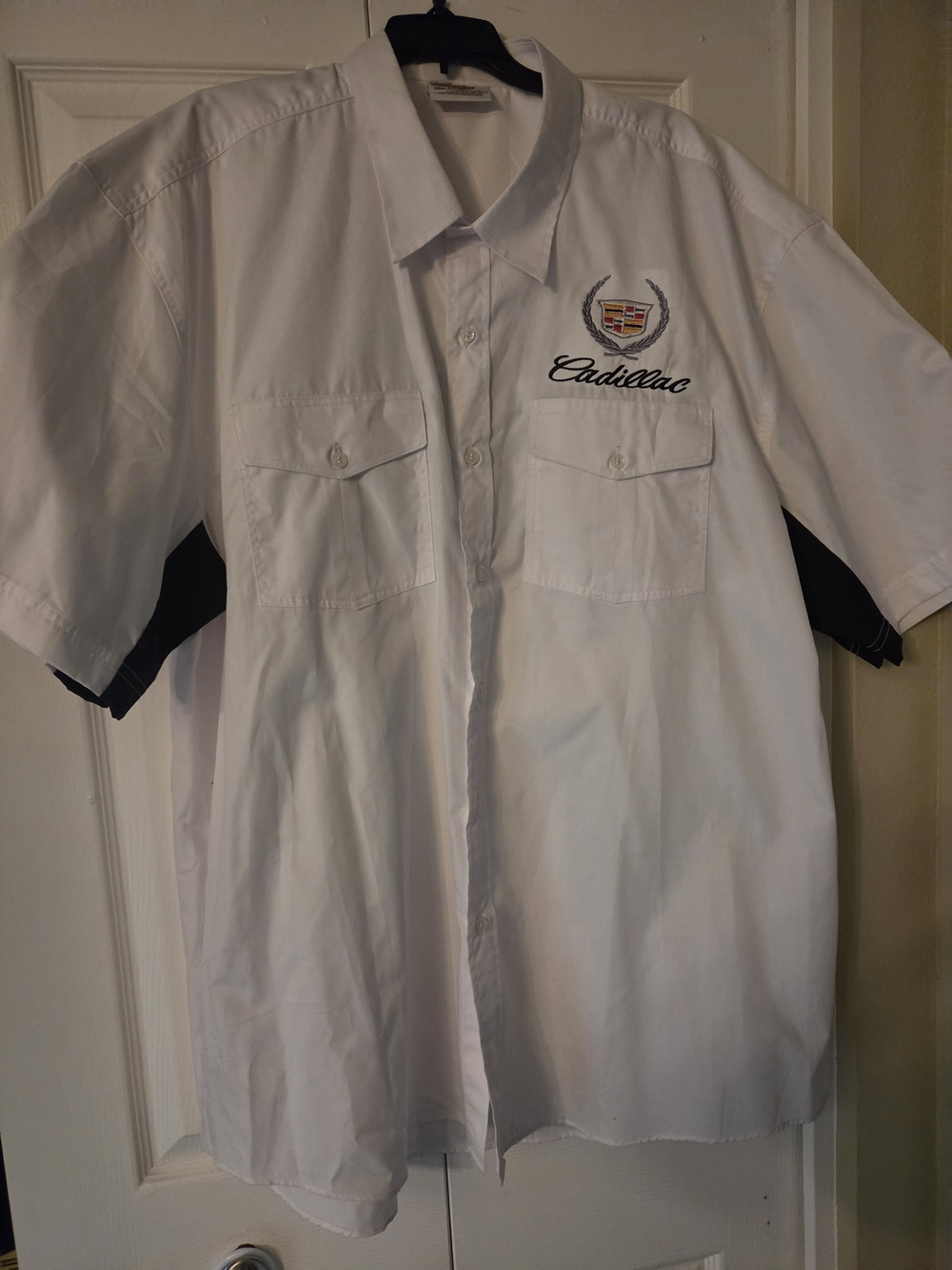 Men’s Short-Sleeve Casual Button-Down Pit Crew/Racing Shirt Cadillac Embroidery